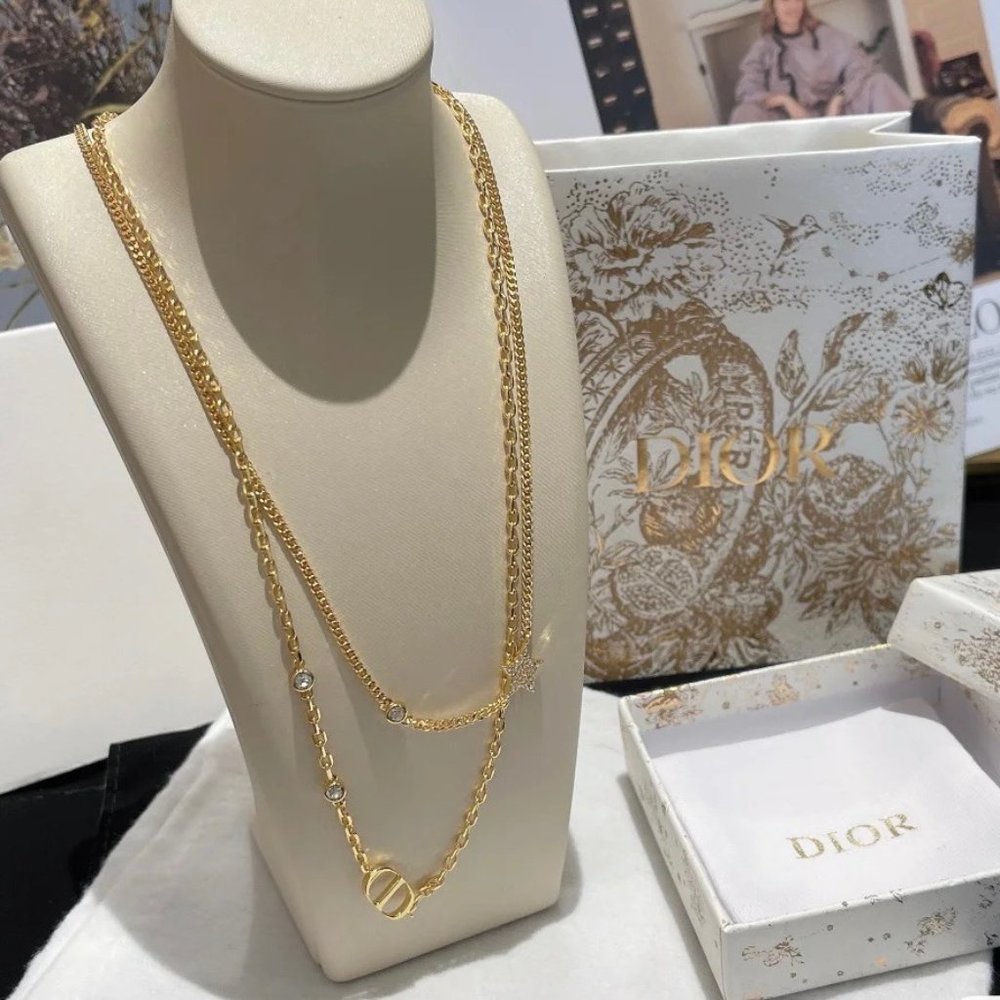 💎✨AUTHENTIC✨💎 Dior necklace